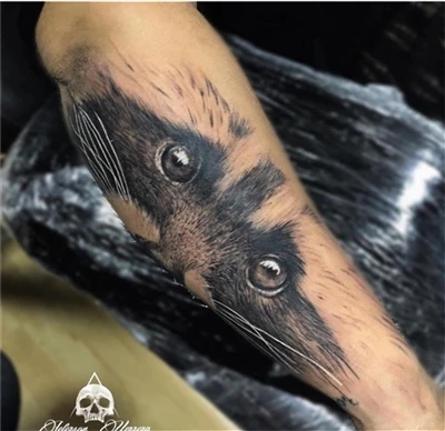 realistinen tatuoinnille